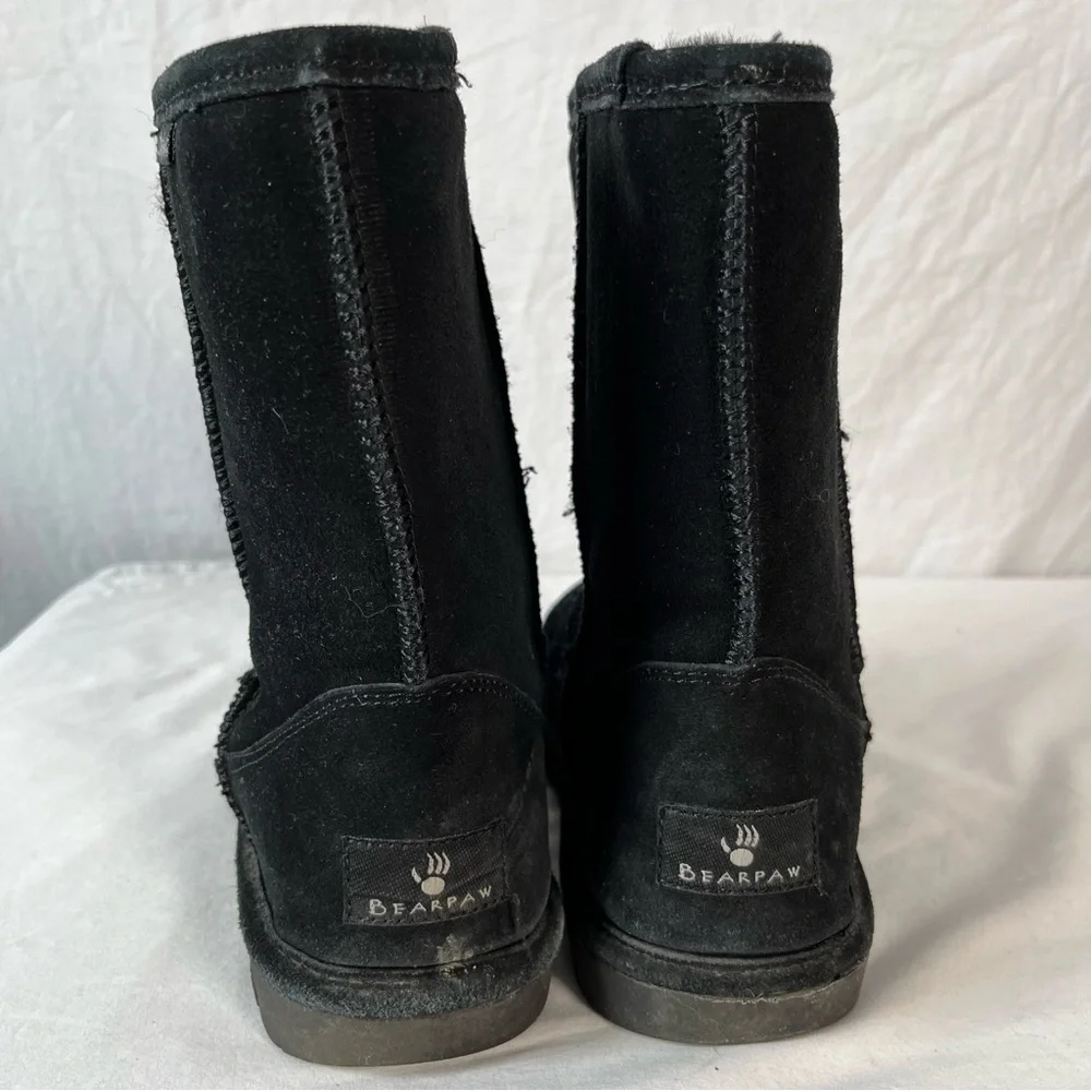 Bearpaw Emma Short Suede Upper Sheepskin Wool Lining Winter Boots Sz 9 Black
